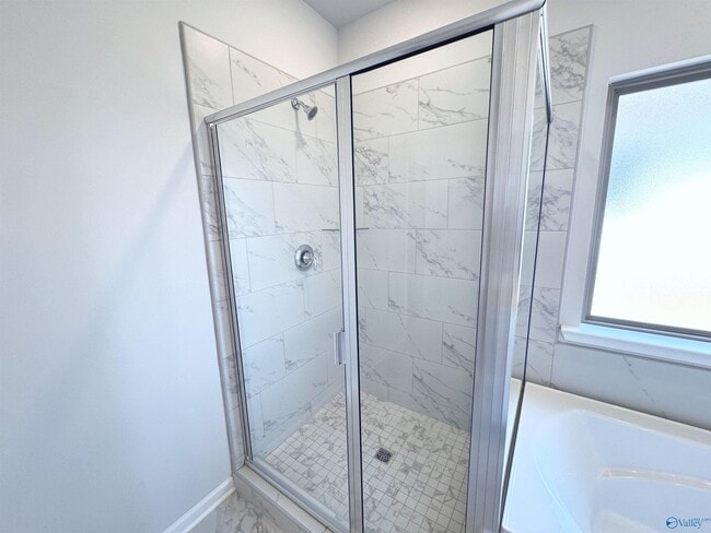 Building Photo - 161 Little Britain St