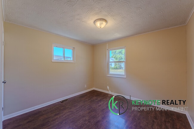 Building Photo - 1840 Culver Ave