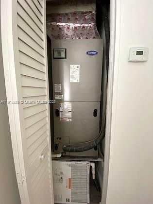 Building Photo - 2441 SW 124th Ave