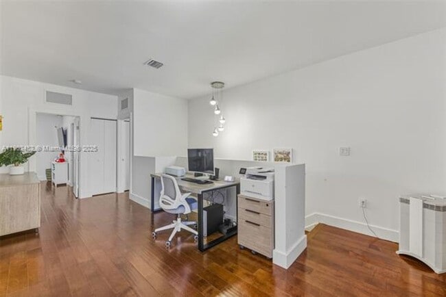 Building Photo - 10359 NW 67th Terrace