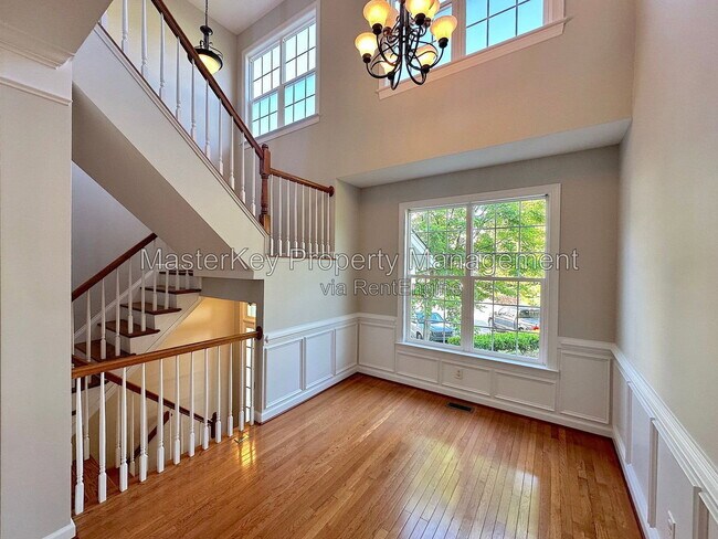 Building Photo - 701 Kirkeenan Cir
