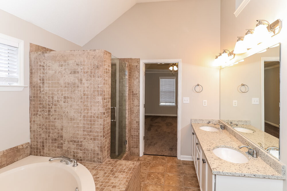 Building Photo - 1074 Red Fern Cir W