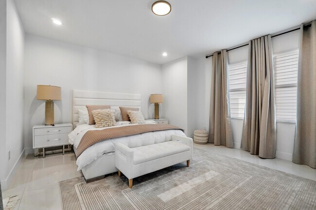 Building Photo - 17533 Sparkling River Rd