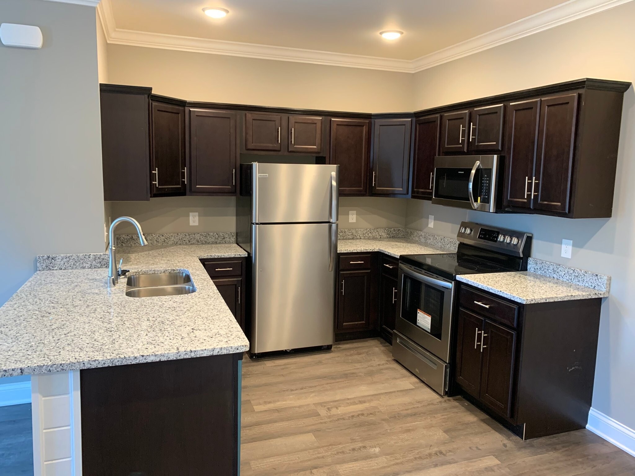 Building Photo - 5831 Otte Ct.