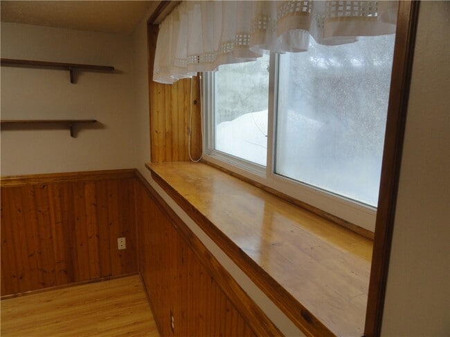 Building Photo - 206 Greenway Blvd