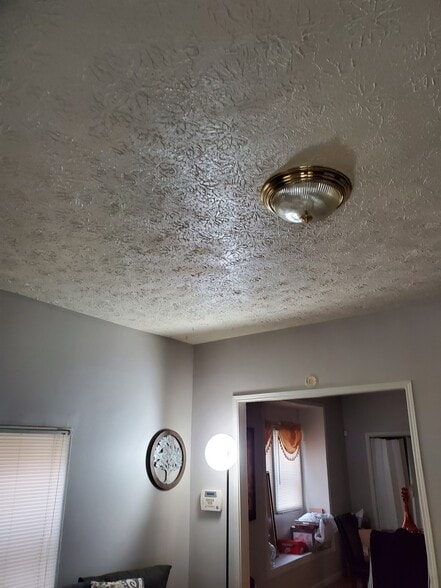 Building Photo - 2862 N Olney St