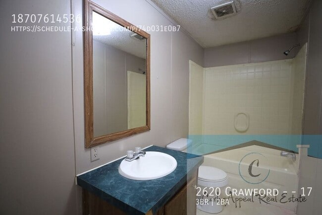Building Photo - 2620 Crawford Dr