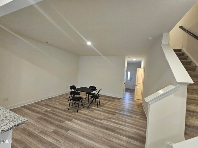 Building Photo - 48 Bloodroot St