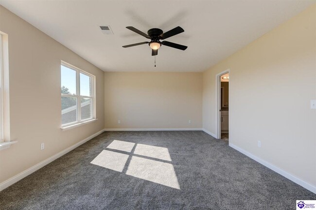 Building Photo - 203 Dixon Cir