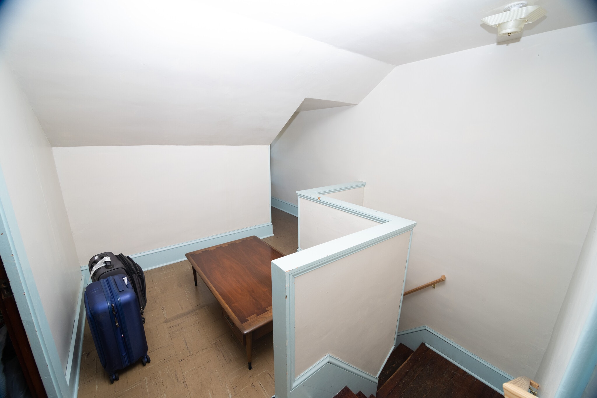 Building Photo - 308 E Linn St