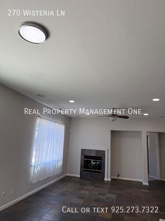 Building Photo - 270 Wisteria Ln