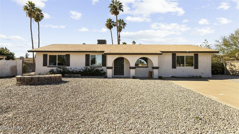 Building Photo - 4617 E La Puente Ave