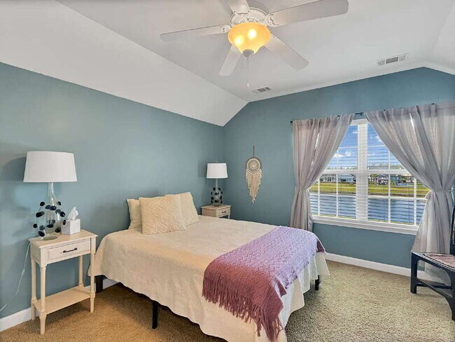 Building Photo - 663 Wyndham Way