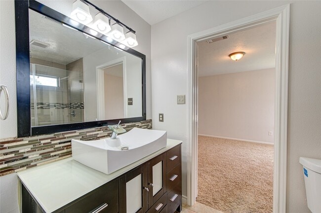 Building Photo - 14123 Torrey Forest Dr