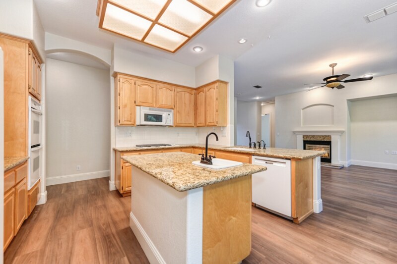 Building Photo - 1714 Dashwood Dr