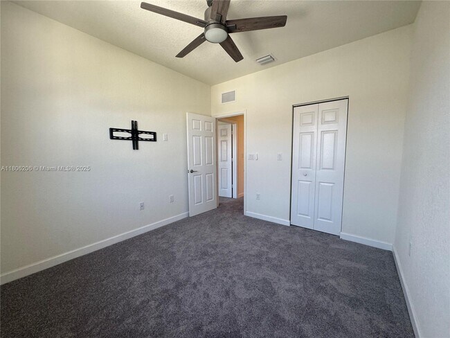 Building Photo - 3368 W 108th St