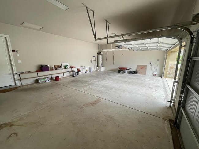 Building Photo - 2826 Winter Gorge