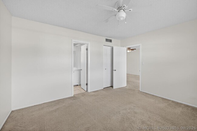 Building Photo - 7925 S Colony Cir
