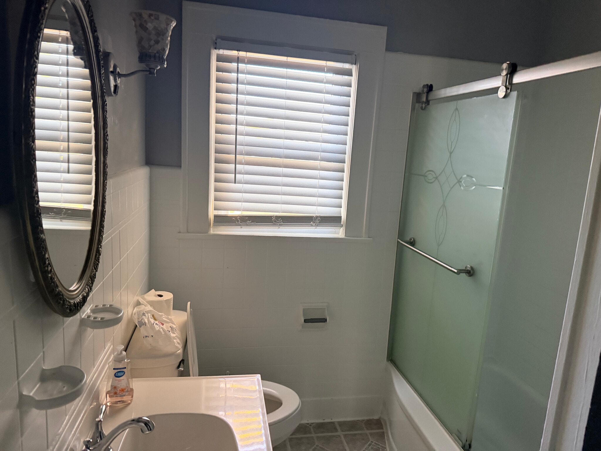 Building Photo - 1828 Statesville Blvd