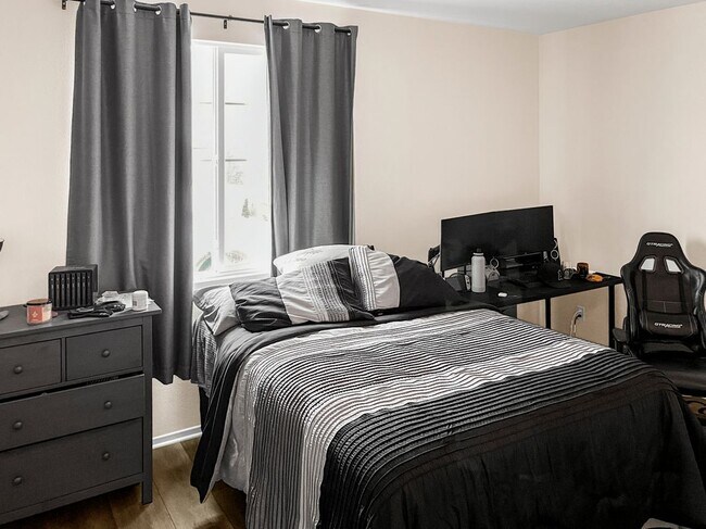 Building Photo - 34515 Citrine St