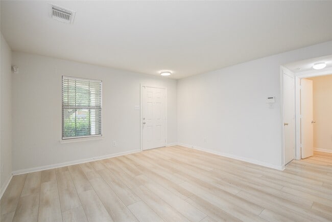 Building Photo - 8542 Village Rose Ln