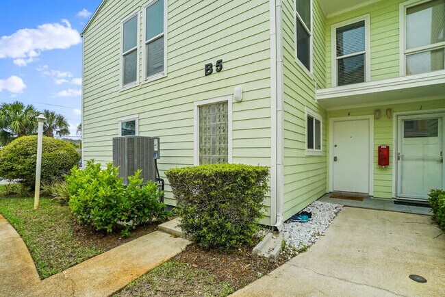 Building Photo - 6301 A1A S