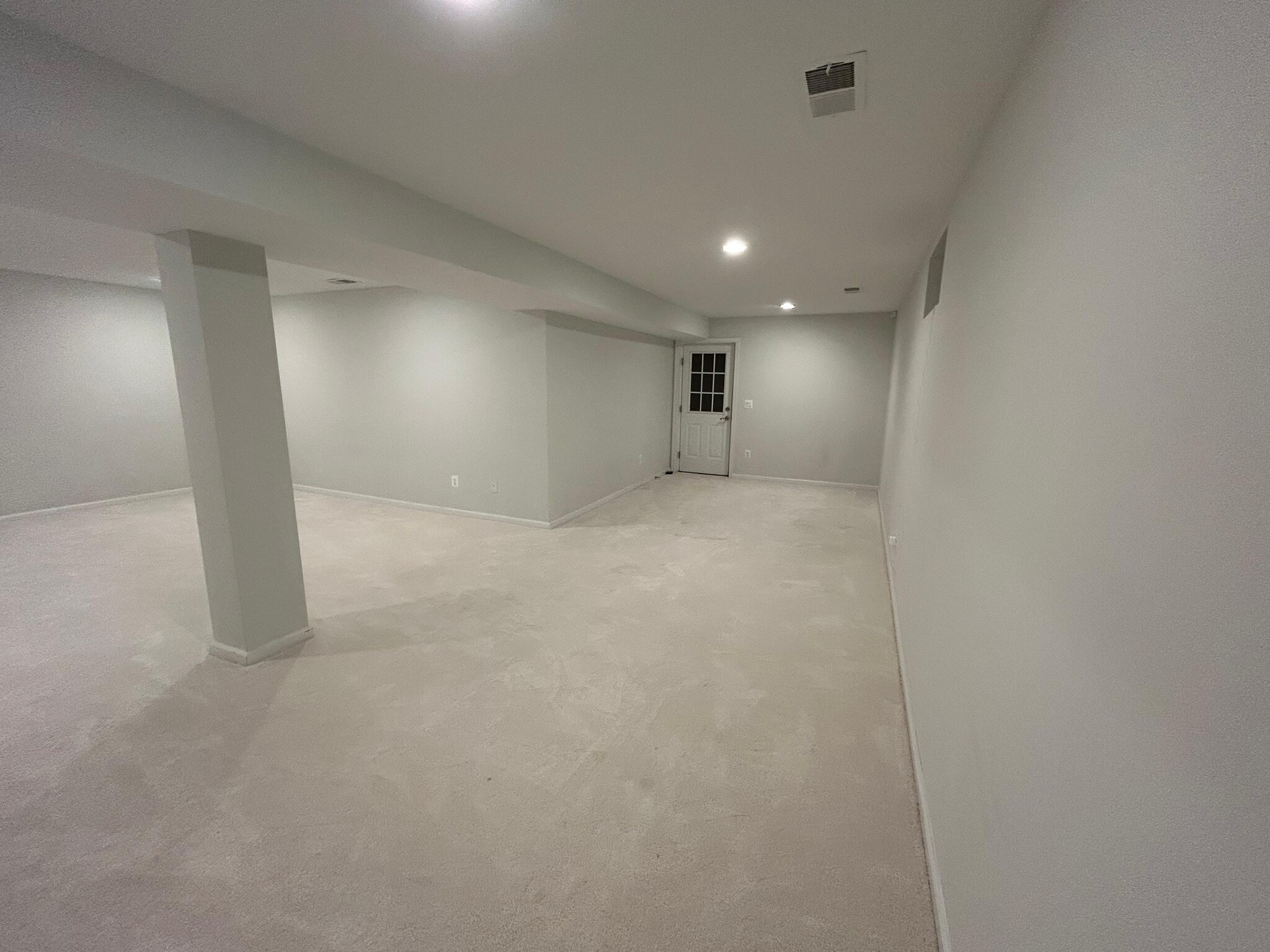 Building Photo - 21918 Knob Hill Pl