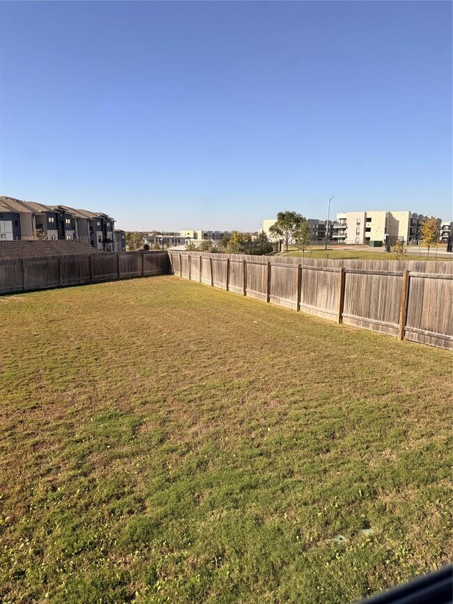 Building Photo - 8604 Torrita Dr