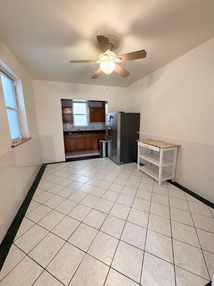 Building Photo - 1333 Mifflin St