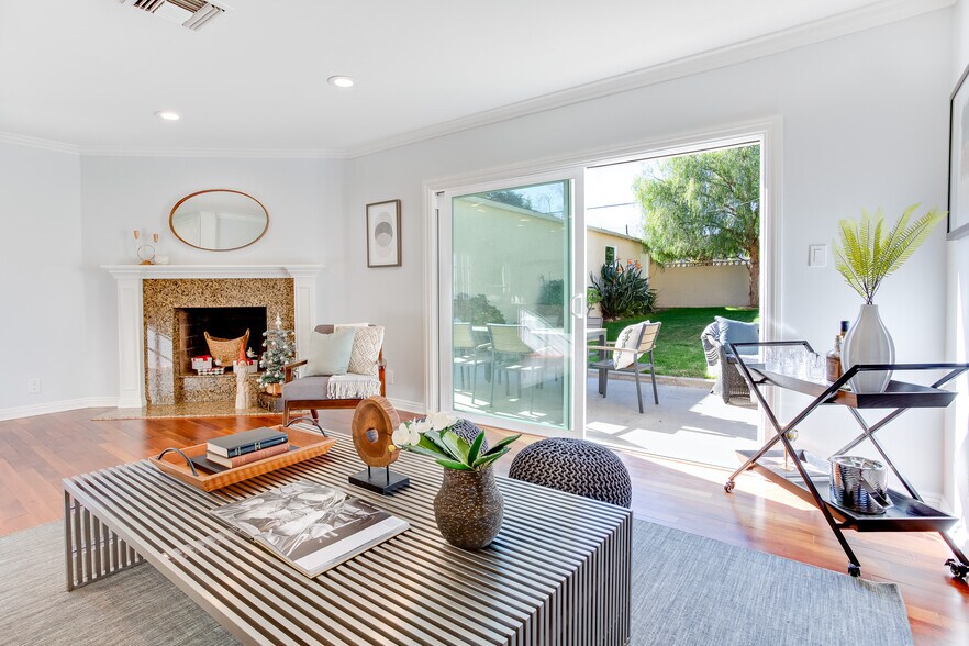 Building Photo - 8345 Westlawn Ave