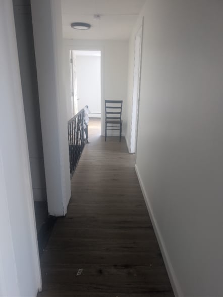 Building Photo - 510 Schultz Ct