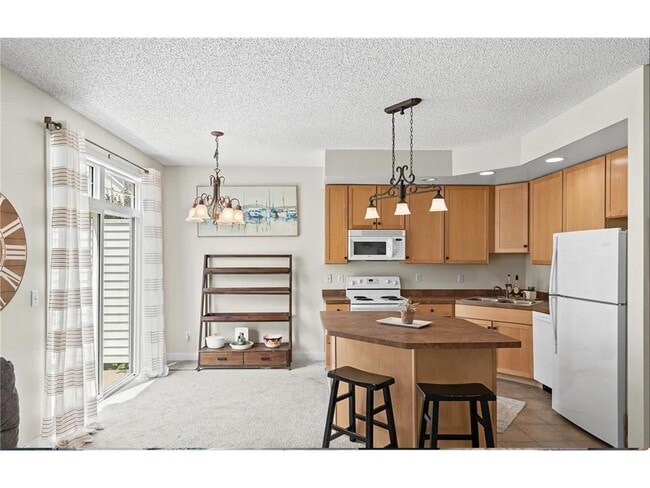 Building Photo - 2145 Old School Rd