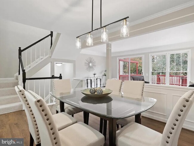 Building Photo - 43485 Plantation Terrace