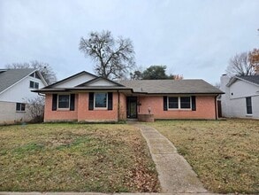 Building Photo - 2012 Ebbtide Ln
