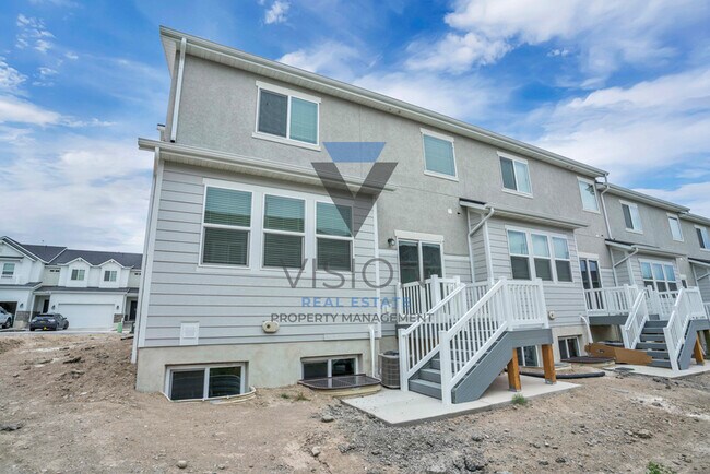 Building Photo - 4093 W Harmony Dr