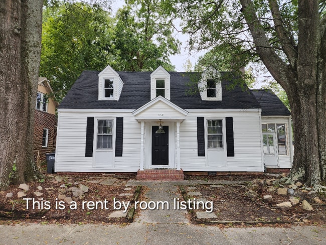 Building Photo - 558 Avent St