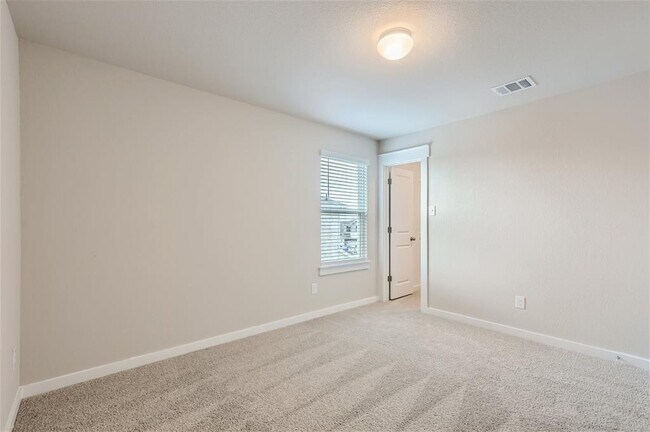 Building Photo - 2233 Rocoso Trl