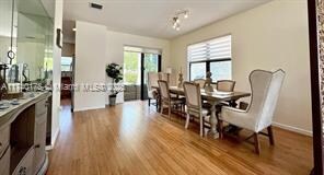Building Photo - 965 NE 193rd Ter