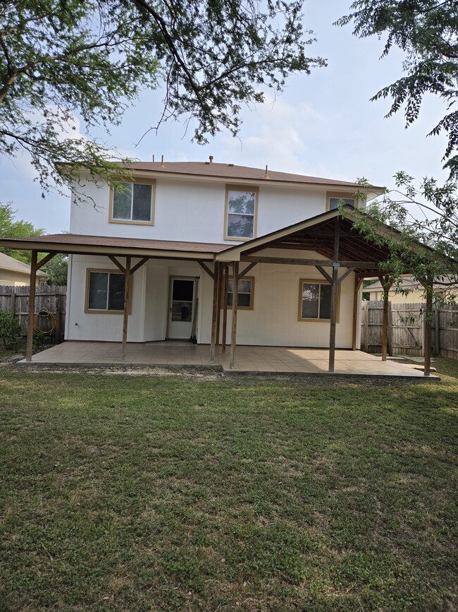 Building Photo - 8926 Trumpet Cir