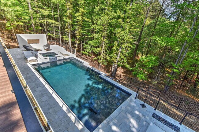 Building Photo - The Finest Furnished Upscale Executive Home, an Exquisite Luxury Rental, in Tega Cay for the Disc...