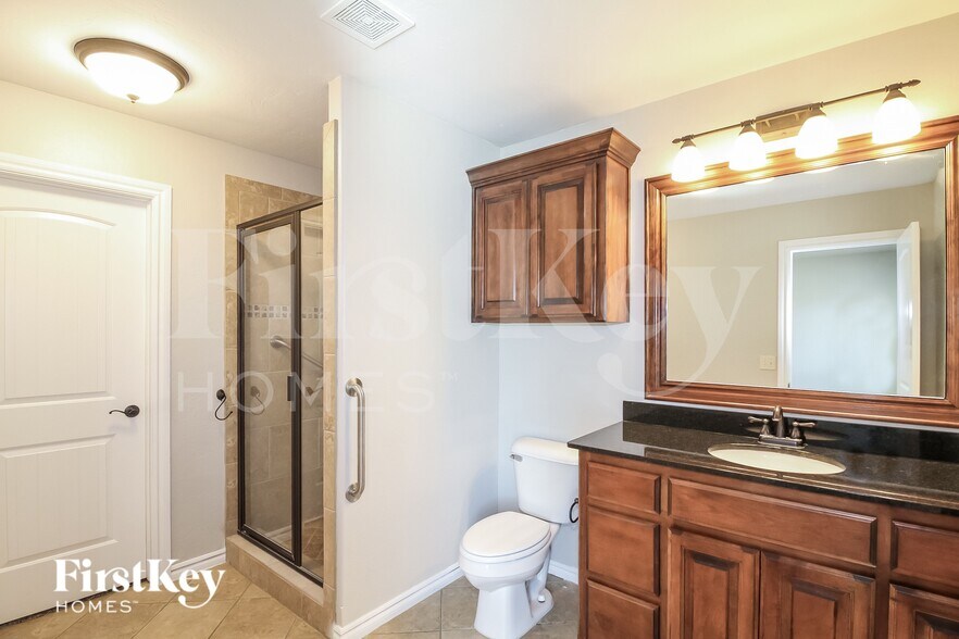 Building Photo - 1705 Northwest 193rd Circle