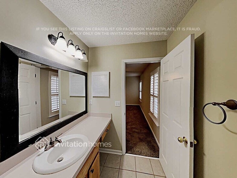 Building Photo - 11274 Finchley Ln