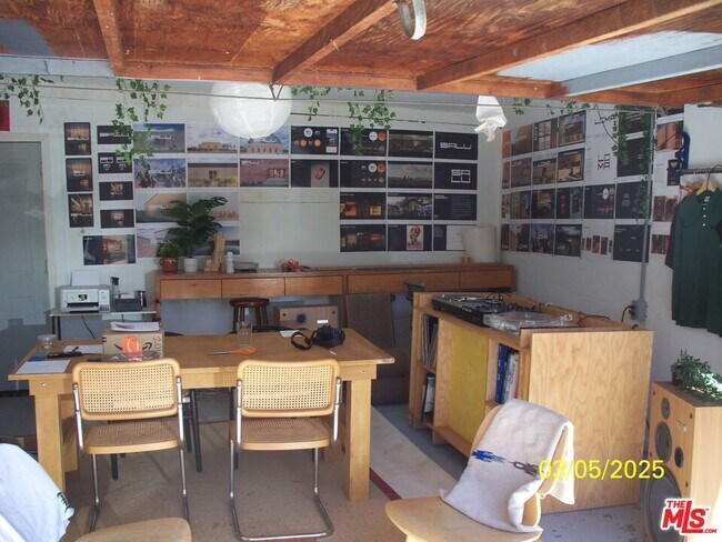 Building Photo - 4354 Coolidge Ave