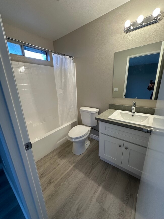 Building Photo - 20609 Seine Ave