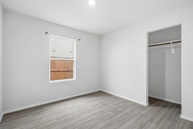 Building Photo - 226 Sage Brush Dr