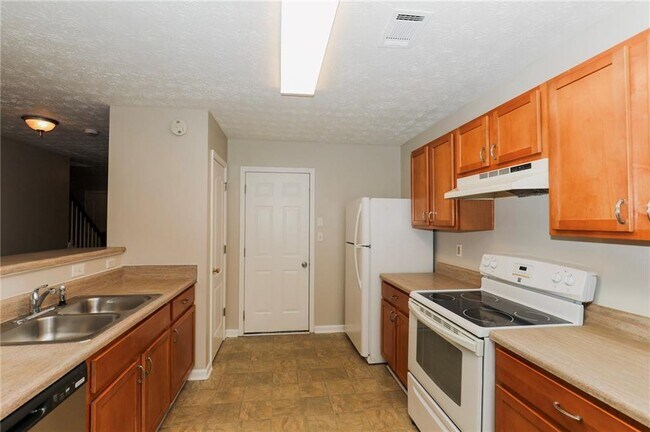 Building Photo - 724 Georgetown Ct