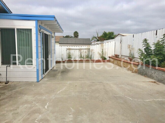 Building Photo - 8616 Longwood St