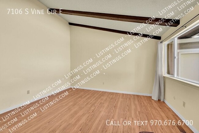 Building Photo - 7106 S Vine Cir E