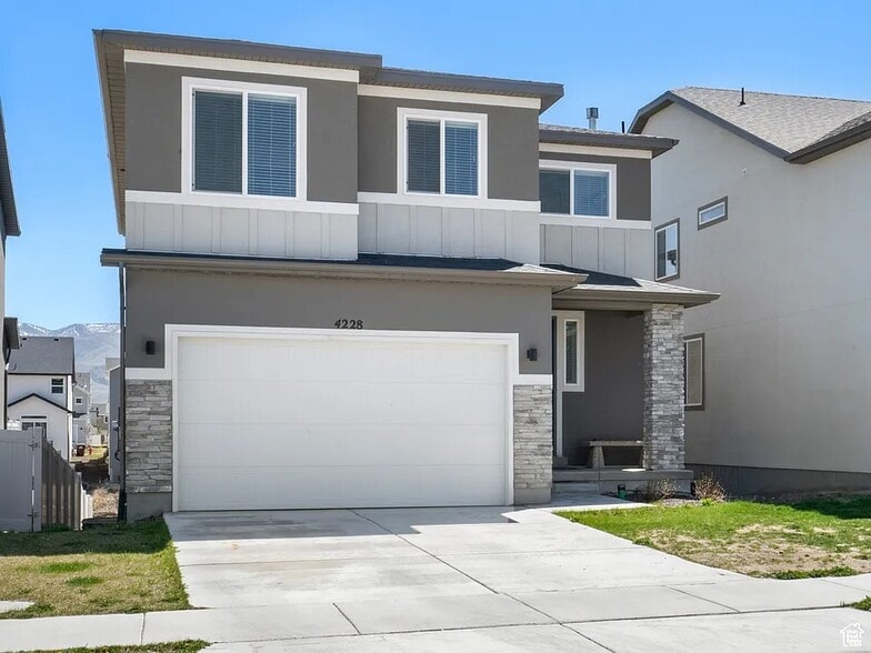 Building Photo - 4228 E Bonne Vista Dr