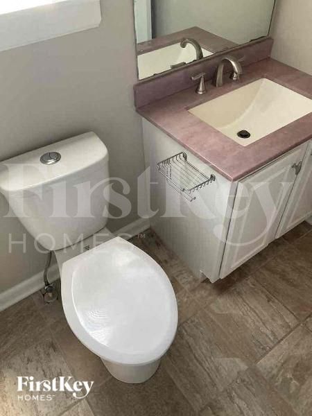 Building Photo - 2522 Halcyon Way